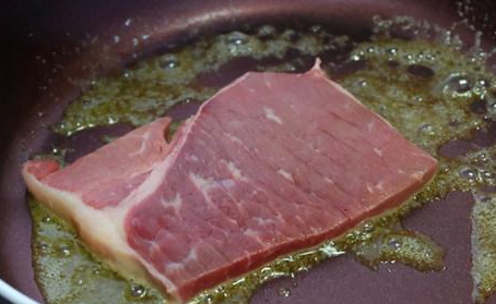 想吃牛排別再去西餐廳了,簡單幾步,在家這樣做,好吃還實(shí)惠!